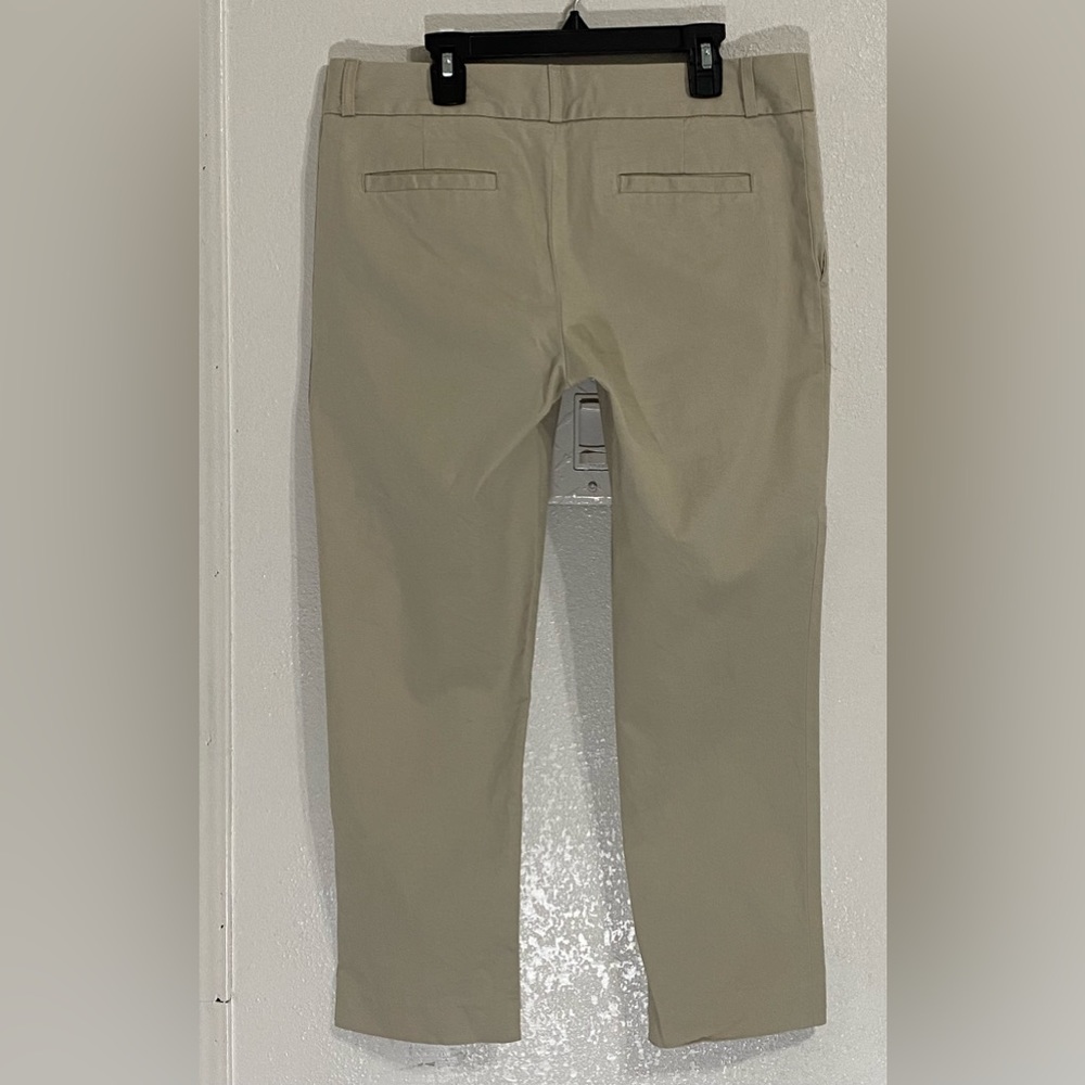 Tommy Bahama Women’s Kakhi Pants size 6 Stretch welt pocket pre-loved - Picture 2 of 16